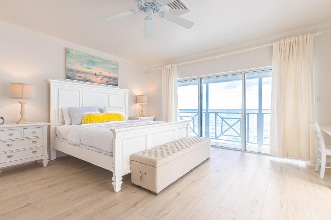 Caprice 5 -private Beachfront In Gated Community Holiday home *