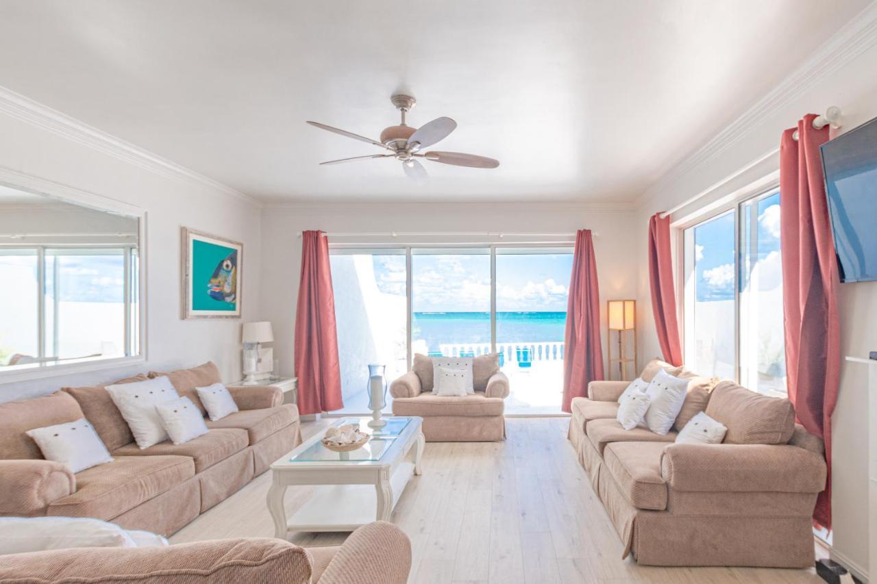 Holiday home Caprice 5 -private Beachfront In Gated Community Nassau