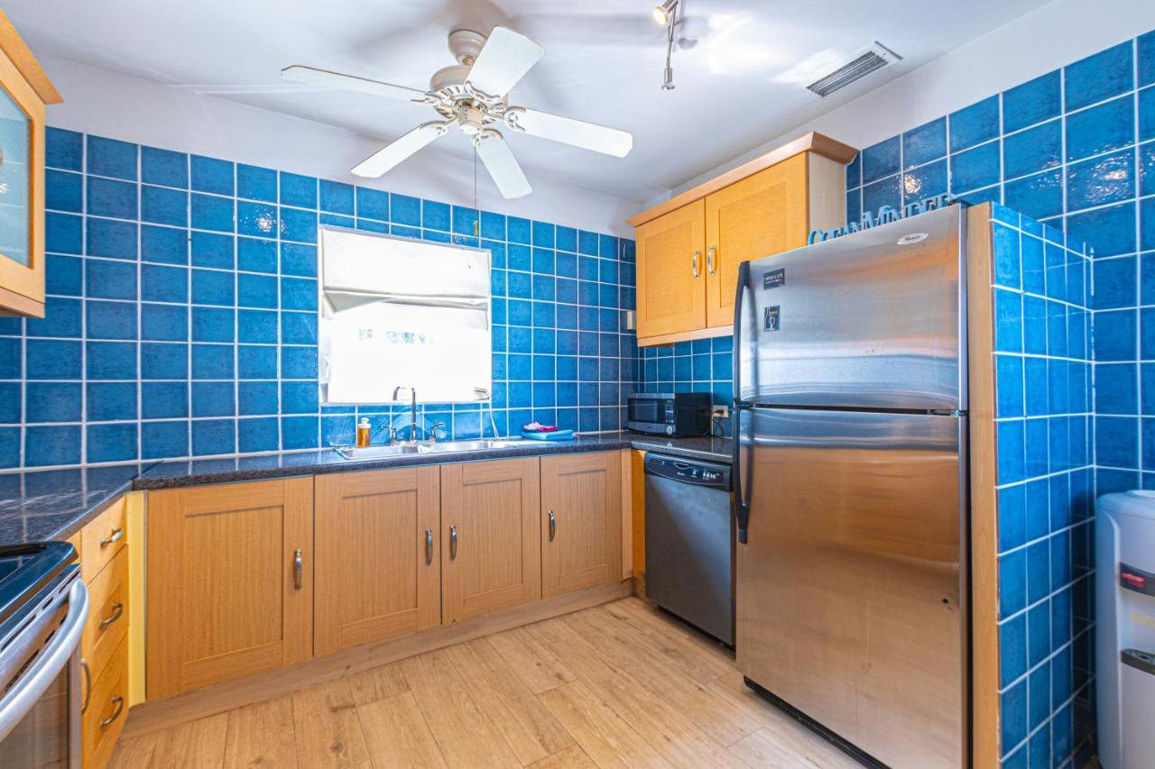 Caprice 5 -private Beachfront In Gated Community Nassau